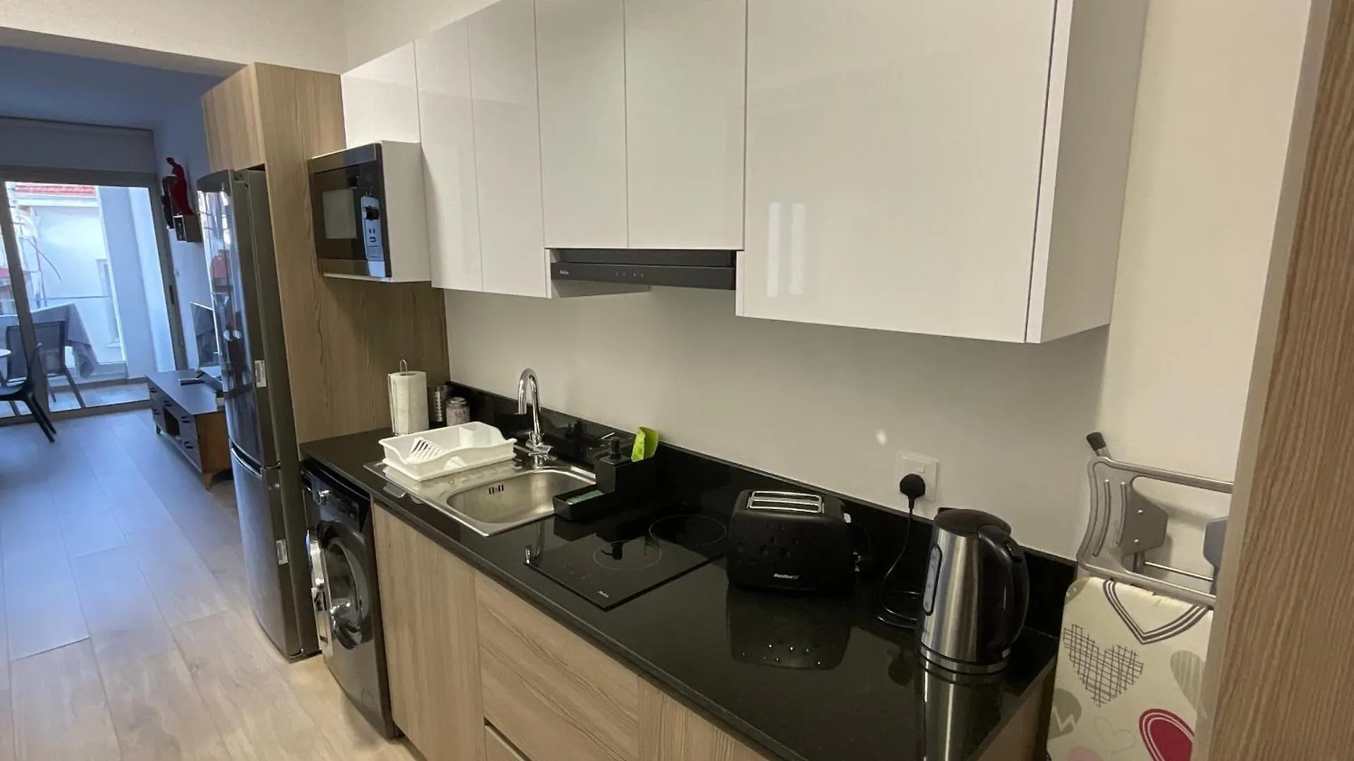 Le Voyageur Apartment Larnaca