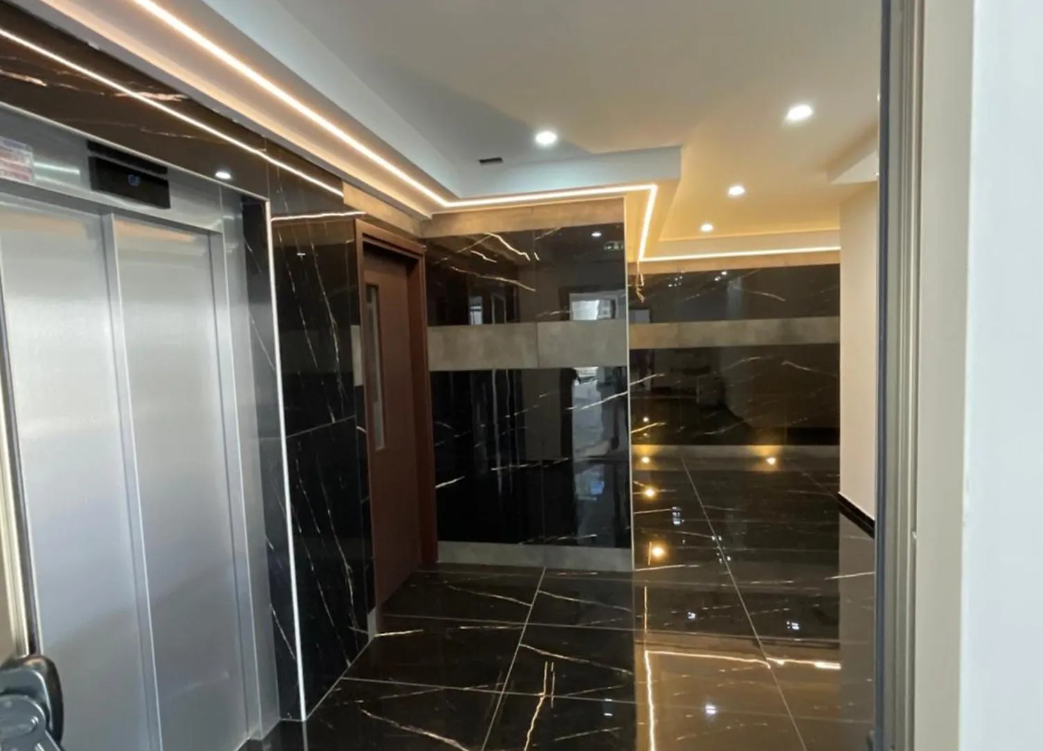 Le Voyageur Apartment Larnaca 0*,
