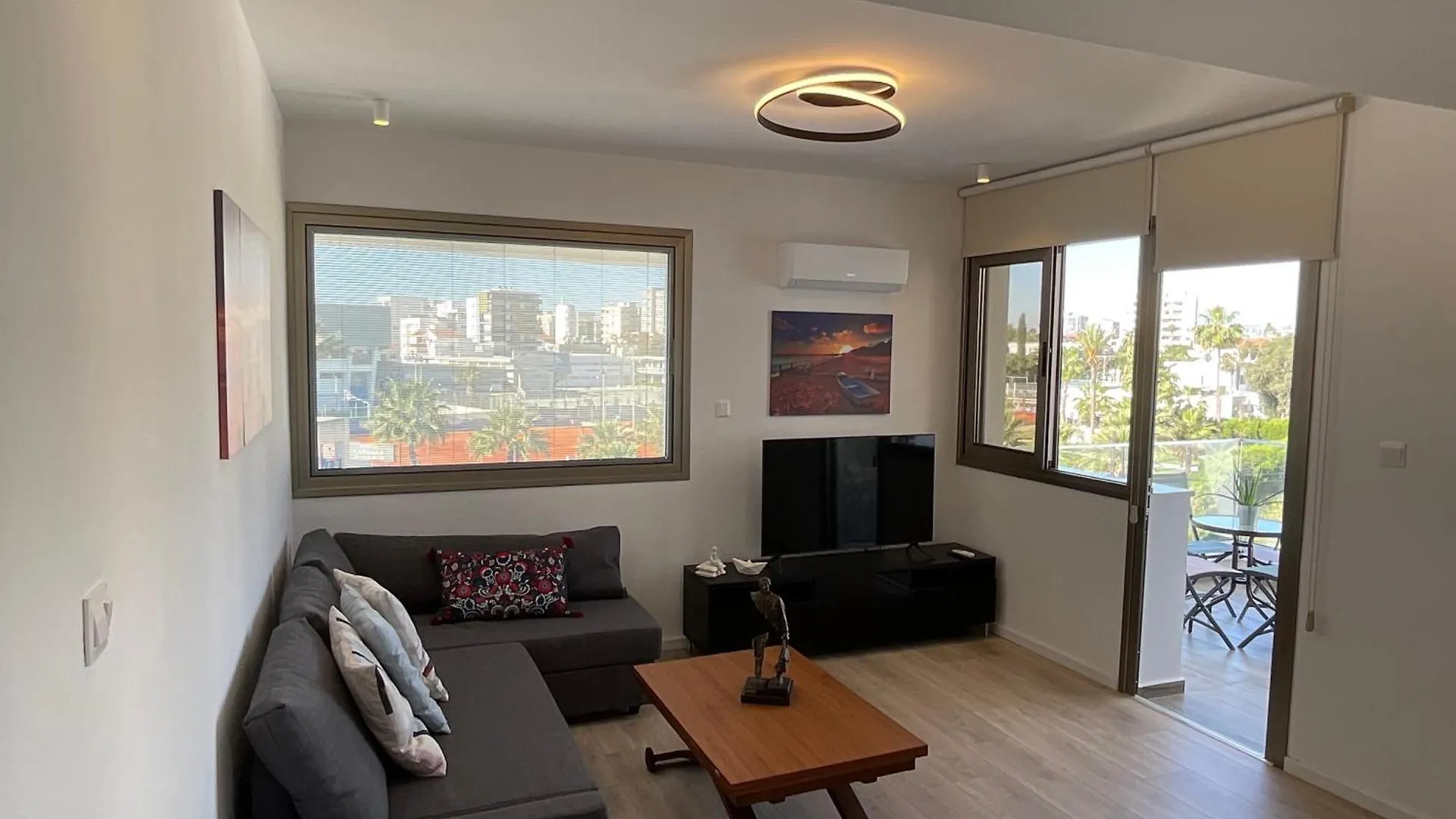 Le Voyageur Apartment Larnaca